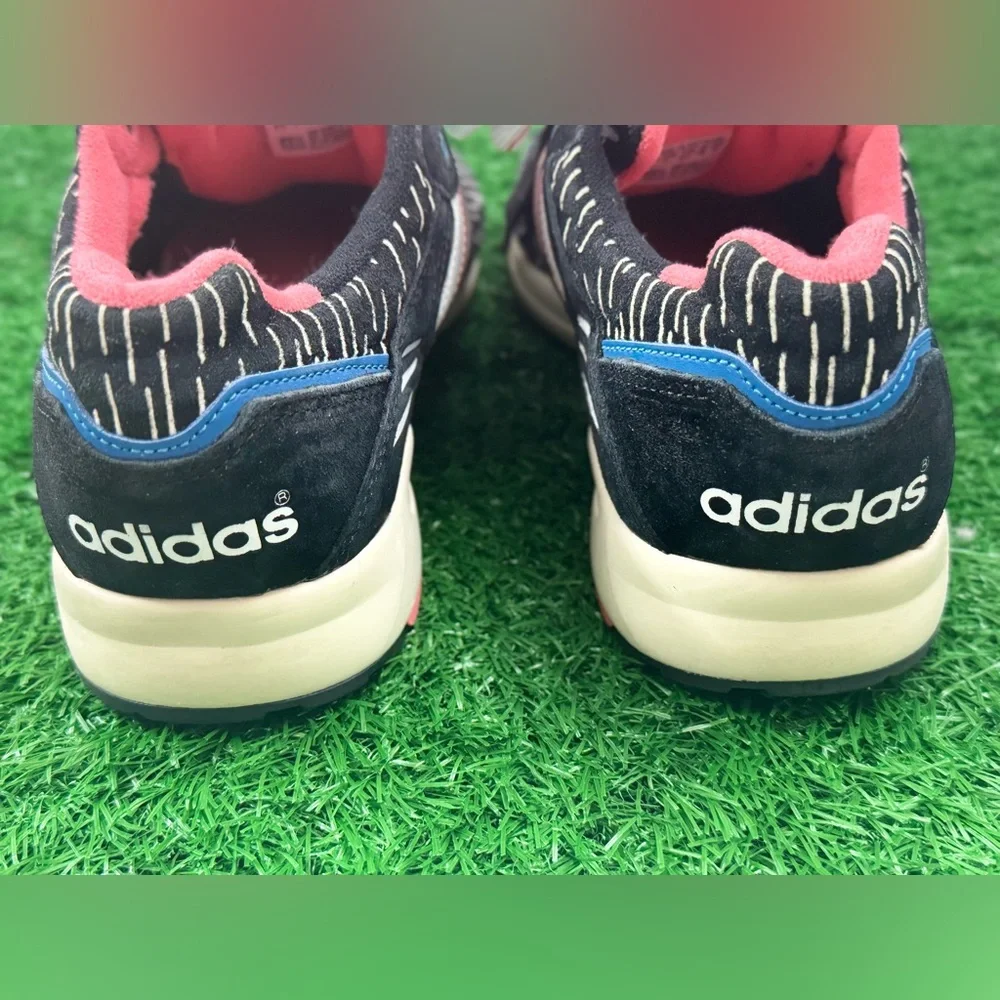Adidas Women Sneakers‎ Size 8.5